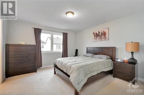 537 Sunlit Circle, Ottawa, ON - Indoor Photo Showing Bedroom