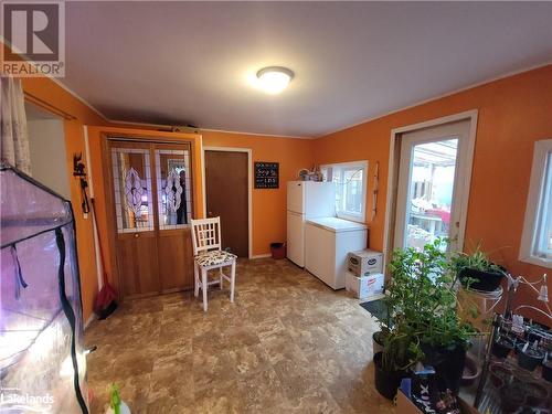 Large Living Room With 9 Foot Ceilings - 13 Main Street, Sundridge, ON - Indoor Photo Showing Other Room