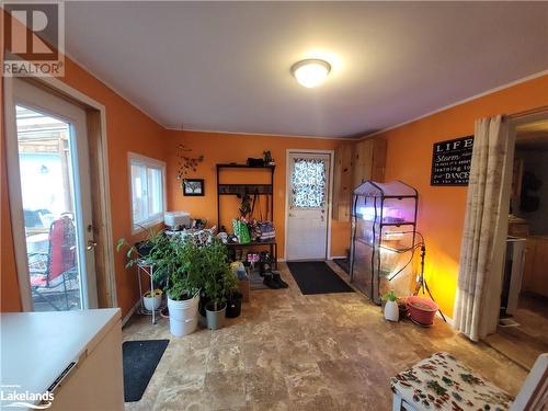 Mudroom / Entrance - 13 Main Street, Sundridge, ON - Indoor