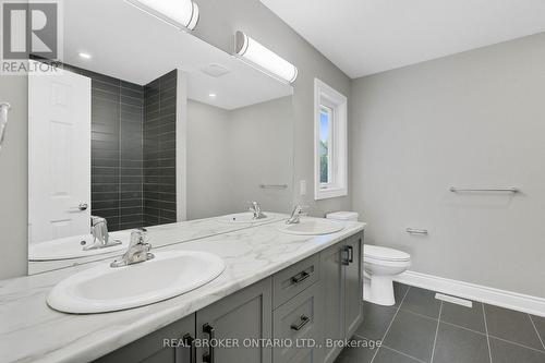 21 Rosy Beach Crt, Ramara, ON - Indoor Photo Showing Bathroom