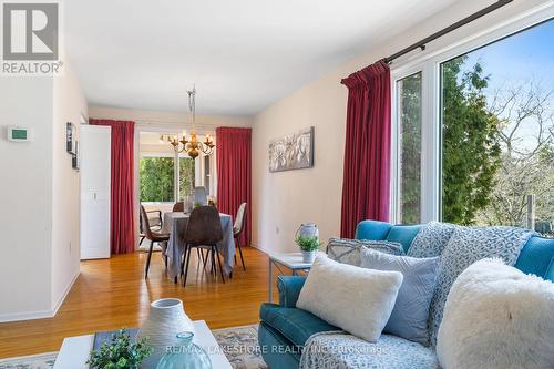 239 Queen Street, Cobourg, ON - Indoor Photo Showing Living Room