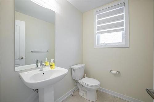 131 Lilac Circle, Caledonia, ON - Indoor Photo Showing Bathroom