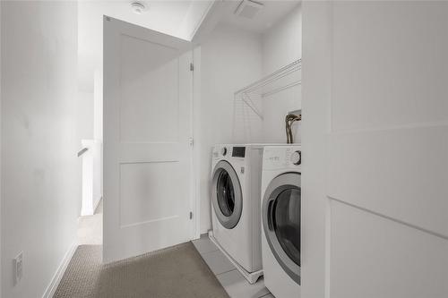 laundry room - 60 Soho Street, Hamilton, ON - Indoor Photo Showing Laundry Room