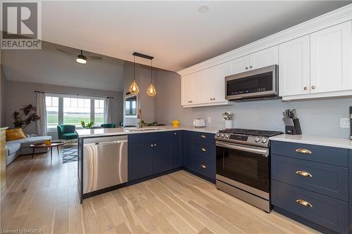 133 Hawthorn Crescent, Kemble, ON - Indoor Photo Showing Kitchen With Stainless Steel Kitchen