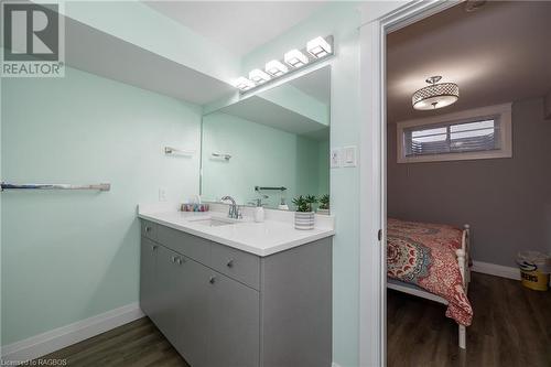 133 Hawthorn Crescent, Kemble, ON - Indoor Photo Showing Bathroom