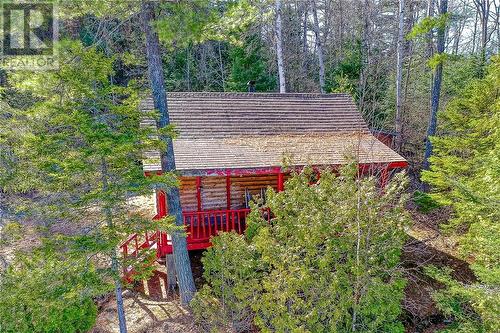 27 Holmstedt Road, Whitefish, ON 