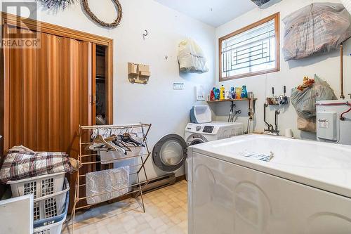 1109 Lake St, Sault Ste. Marie, ON - Indoor Photo Showing Laundry Room