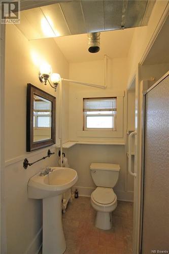 17 Acadia Crescent, Hampton, NB - Indoor Photo Showing Bathroom