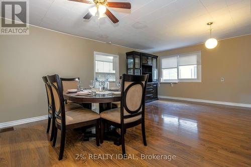 666 Lakelands Ave, Innisfil, ON - Indoor Photo Showing Dining Room