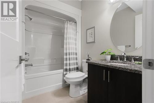 151 Cobble Beach Drive, Kemble, ON - Indoor Photo Showing Bathroom