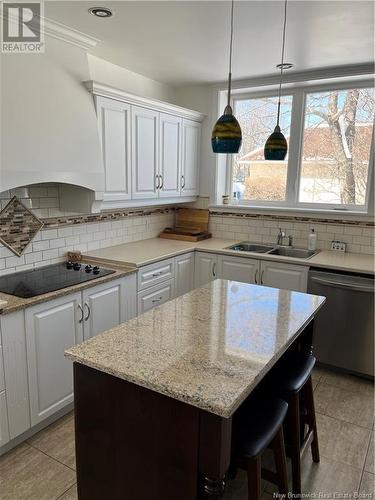 555 Riverside Drive, Bathurst, NB - Indoor Photo Showing Kitchen With Double Sink