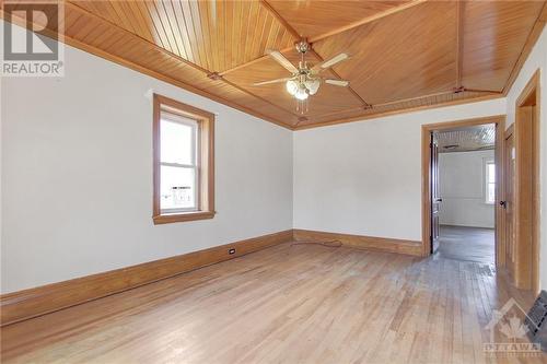 8611 Purdy Road, Ottawa, ON - Indoor Photo Showing Other Room