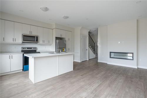 149 Aquasanta Crescent, Hamilton, ON - Indoor Photo Showing Kitchen With Stainless Steel Kitchen