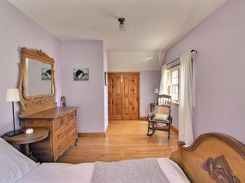 Chambre Ã Â coucher - 986 Rue Sanborn, Ayer'S Cliff, QC - Indoor Photo Showing Bedroom