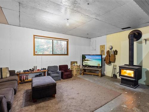 6222 Fern Rd, Port Alberni, BC - Indoor With Fireplace