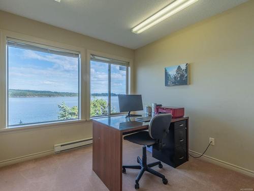 8-245 Oyster Cove Rd, Ladysmith, BC - Indoor Photo Showing Office