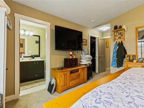 1010 Grob Crt, Langford, BC - Indoor Photo Showing Bedroom