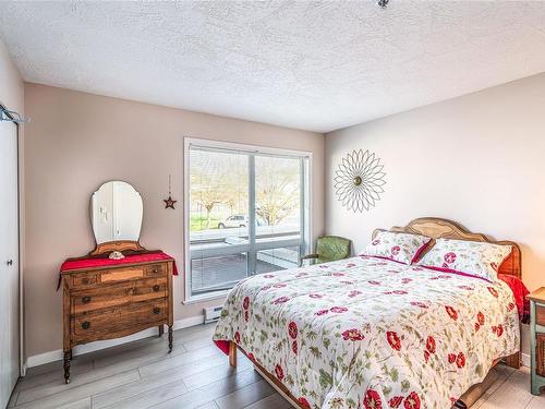 1673 Creekside Dr, Nanaimo, BC - Indoor Photo Showing Bedroom