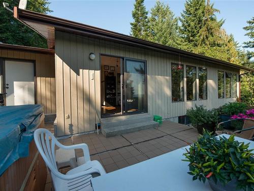 444 Blackburn Rd, Salt Spring, BC - Outdoor With Exterior