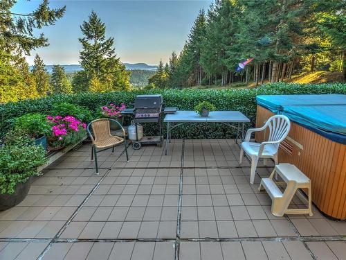 444 Blackburn Rd, Salt Spring, BC - Outdoor