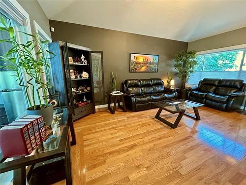 3911 Lakevale Place, Kelowna, BC - Indoor Photo Showing Other Room