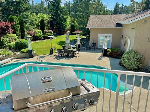 3911 Lakevale Place, Kelowna, BC - Outdoor With In Ground Pool