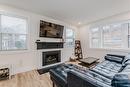 218 Rosslyn Avenue S, Hamilton, ON  - Indoor Photo Showing Living Room With Fireplace 