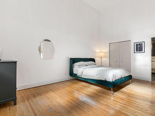 Chambre Ã Â coucher - 120-220 Av. Des Pins O., Montréal (Le Plateau-Mont-Royal), QC - Indoor Photo Showing Bedroom