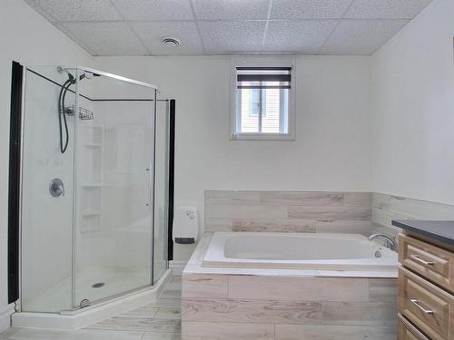 Salle de bains - 845 Rue St-Germain, Val-D'Or, QC - Indoor Photo Showing Bathroom