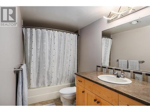 1870 Parkinson Way Unit# 101, Kelowna, BC - Indoor Photo Showing Bathroom