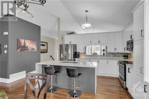 1902 Springridge Drive, Orleans, ON - Indoor Photo Showing Kitchen With Upgraded Kitchen