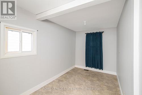 8 Merchison Avenue, Hamilton, ON - Indoor Photo Showing Other Room