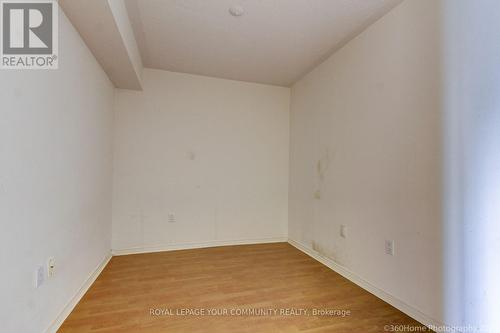 #512 -889 Bay St, Toronto, ON - Indoor Photo Showing Other Room