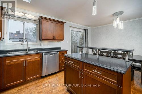 40 Bleeker Ave, Quinte West, ON - Indoor Photo Showing Kitchen With Double Sink