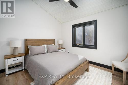 106 Fleming Bay Rd, Trent Hills, ON - Indoor Photo Showing Bedroom