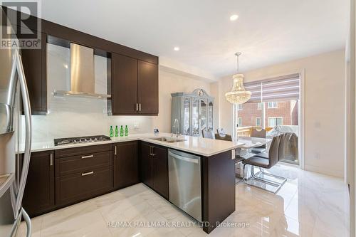 1025 Langford Blvd, Bradford West Gwillimbury, ON - Indoor Photo Showing Kitchen With Double Sink