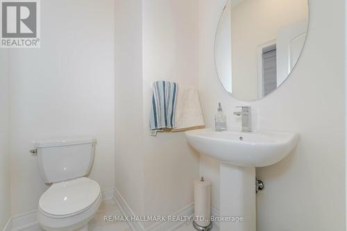 1025 Langford Blvd, Bradford West Gwillimbury, ON - Indoor Photo Showing Bathroom