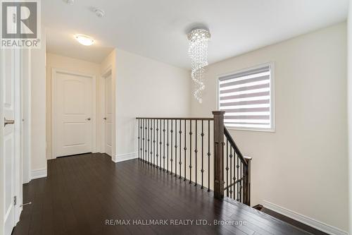 1025 Langford Boulevard, Bradford West Gwillimbury, ON - Indoor Photo Showing Other Room