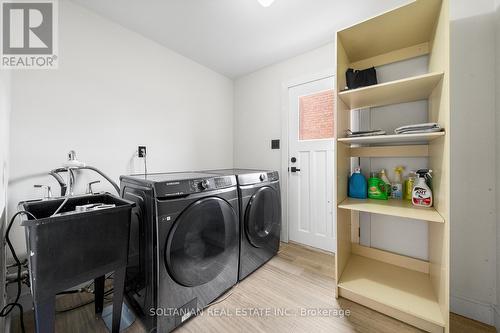 50 Addison St, Richmond Hill, ON - Indoor Photo Showing Laundry Room
