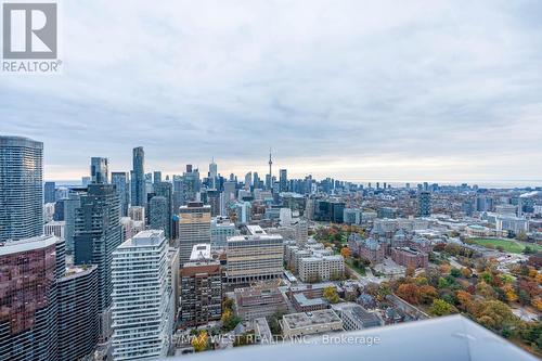 411 - 65 St. Mary Street, Toronto, ON - Outdoor With View