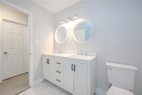 2110 Headon Road|Unit #25, Burlington, ON - Indoor Photo Showing Bathroom