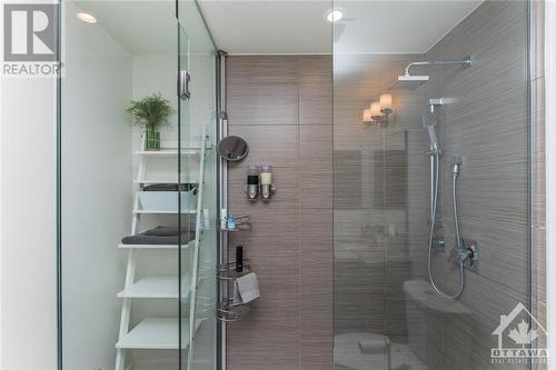 131 Holland Avenue Unit#705, Ottawa, ON - Indoor Photo Showing Bathroom