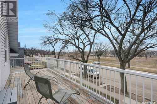 E 454 Fairford Street E, Moose Jaw, SK - Outdoor With Deck Patio Veranda