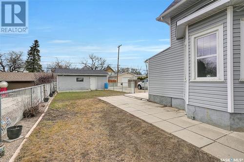 E 454 Fairford Street E, Moose Jaw, SK - Outdoor With Exterior