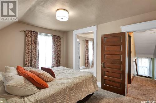 454 Fairford Street E, Moose Jaw, SK - Indoor Photo Showing Bedroom