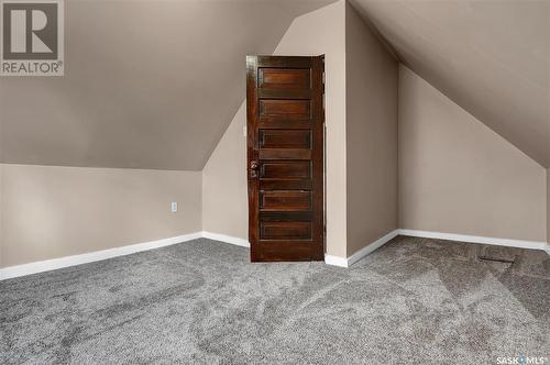 454 Fairford Street E, Moose Jaw, SK - Indoor Photo Showing Other Room