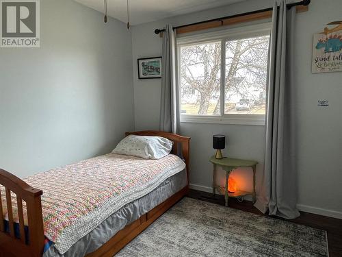 9229 6 Street, Dawson Creek, BC - Indoor Photo Showing Bedroom