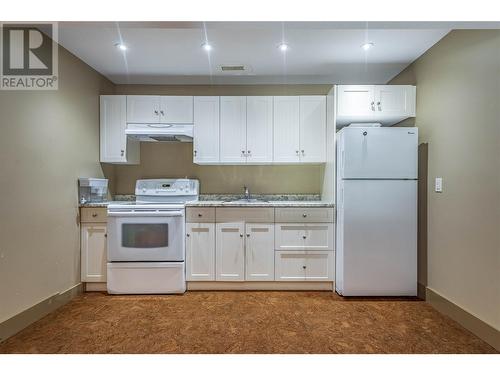 1483 Rosewood Drive, West Kelowna, BC - Indoor Photo Showing Kitchen