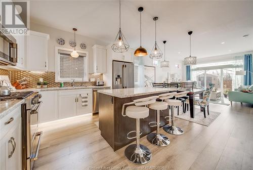 86 Lanz Boulevard, Blenheim, ON - Indoor Photo Showing Kitchen With Upgraded Kitchen