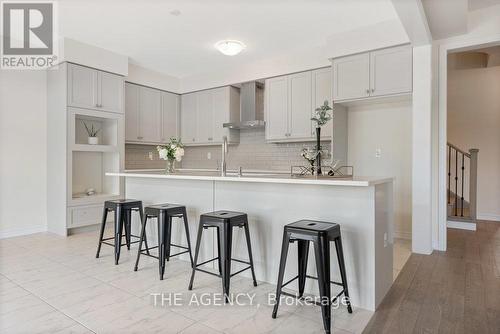 33 Bee Cres, Brantford, ON - Indoor Photo Showing Kitchen